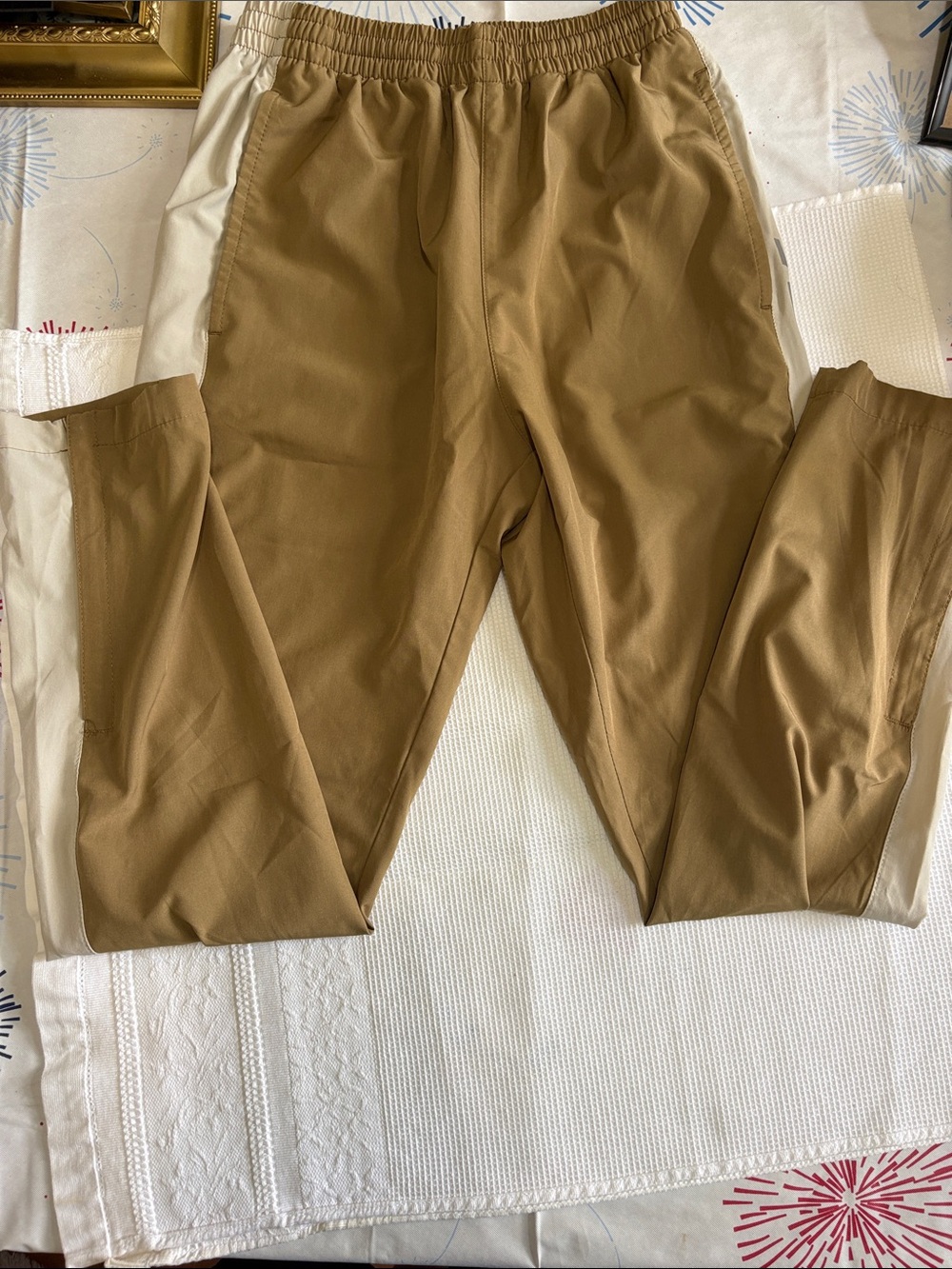 LADIES NEW BALANCE TRACK STYLE ATHLETIC PANTS